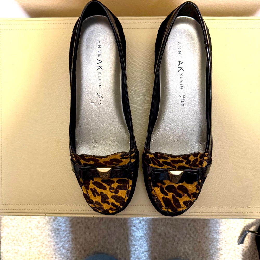 Anne Klein iFlex Animal Print Flats